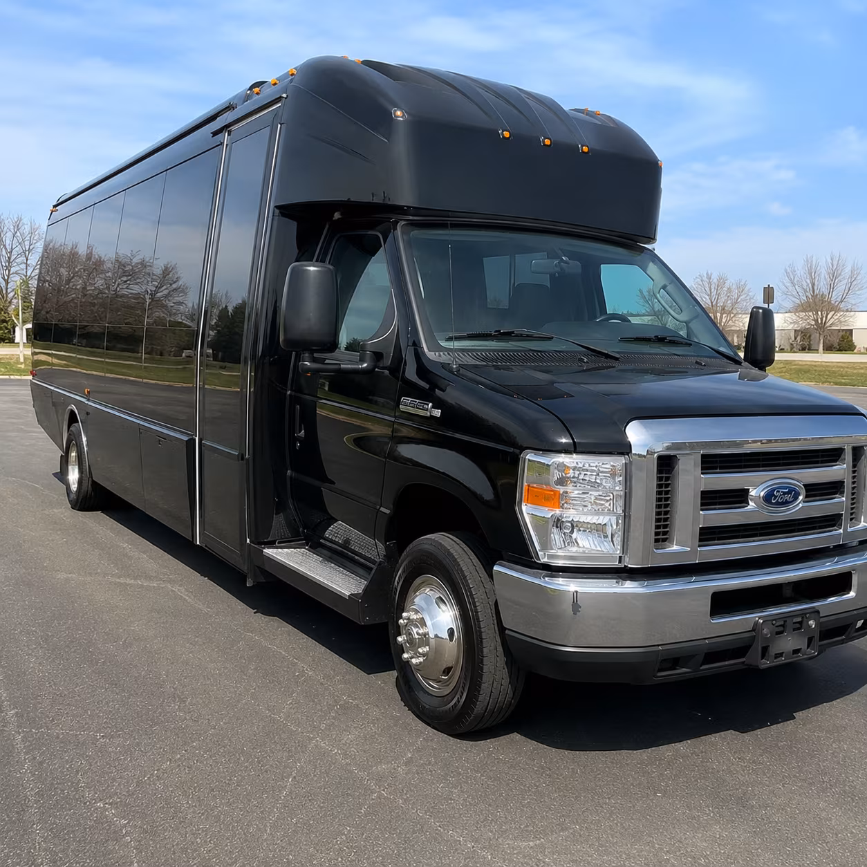 everett brookline charter buses