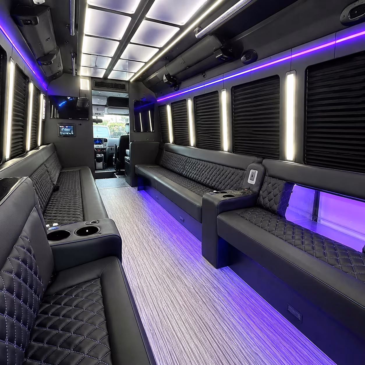 everett prom transportation