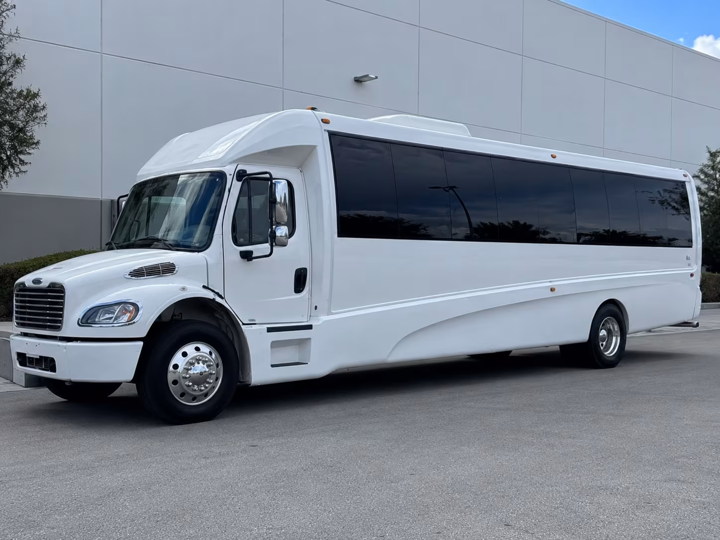 fenway park lansdowne street corridor brookline party bus rental